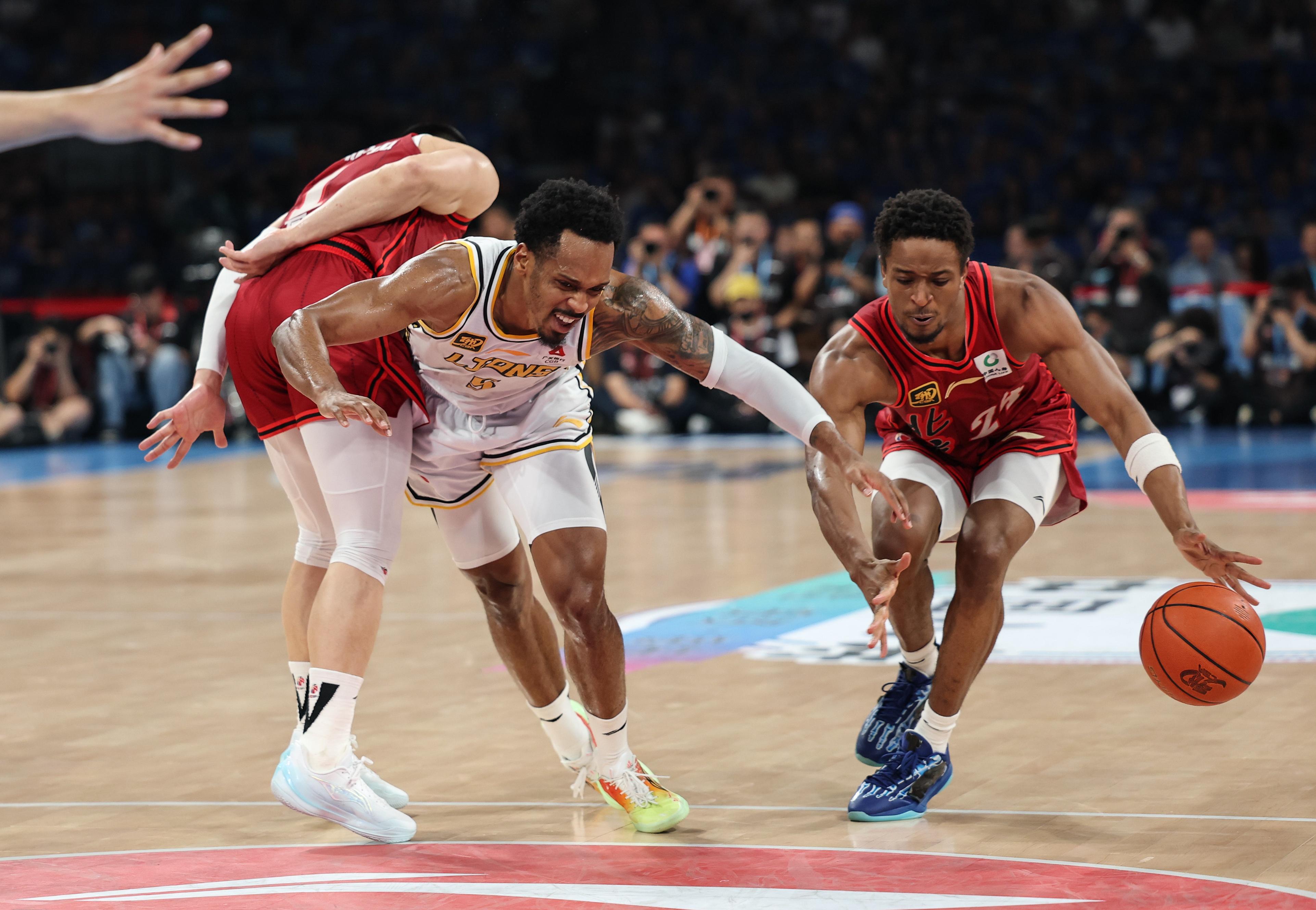 九游体育官网 -包含国际比赛日布鲁克林篮网复出首秀——意大利杯节点到来，媒体盛赞，细节决定成败的词条