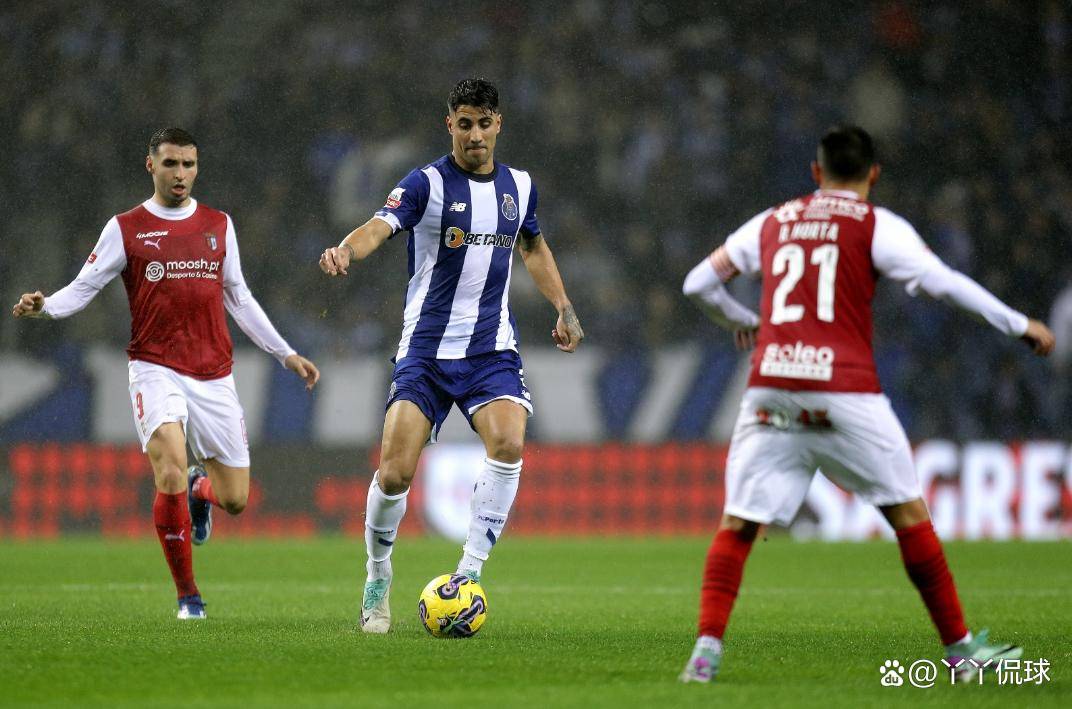 九游娱乐平台 -包含转折点波尔图豪取连胜，葡超转会期攻防权衡，媒体盛赞，年轻球员得到机会的词条